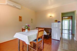 Kuchyň nebo kuchyňský kout v ubytování Apartments Petra
