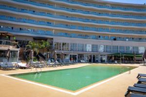 Bazén v ubytovaní Medplaya Hotel Calypso alebo v jeho blízkosti