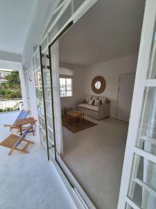 Χώρος καθιστικού στο Maison Coloniale V +11 φωτογραφίες