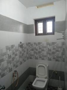 Afbeelding uit fotogalerij van 2 AC Room in KUTHUPARAMBA in Kottayam
