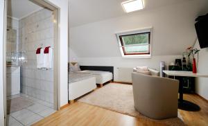 Koupelna v ubytování Zimmer u Apartment in Bad Gams Deutschlandsberg + 25 fotografií