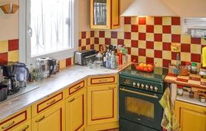 Η κουζίνα ή μικρή κουζίνα στο Echoppe Bordelaise typique dans Bordeaux