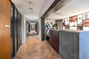 Fotografie z fotogalerie ubytování 珠江国际江景酒店北滨路洪崖洞夜景店 Skyline Curated Hotel v destinaci Čchung-čching