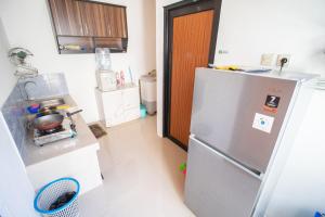 Kuchyň nebo kuchyňský kout v ubytování Homestay Abbasy Prambanan