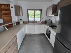 Cucina o angolo cottura di Carlos Villa Poolside