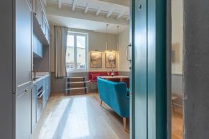 Кухня или мини-кухня в Design Florence Suite in Florence
