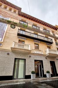 Το κτήριο όπου στεγάζεται  το διαμέρισμα