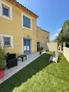 Κήπος έξω από το gite de l'ille, avec terrasse et parking privé