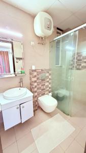 Koupelna v ubytování Akshay corporate hotel
