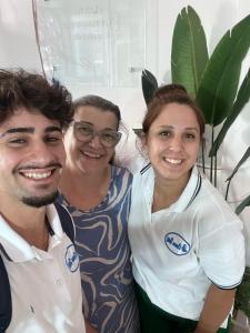 Επισκέπτες που μένουν στο Oceano Hotel