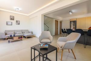 Gallery image of Villa Bella with Jacuzzi in Gouves