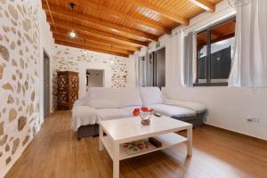 A seating area at Casa Milagrito Betancuria