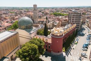 Γενική άποψη της πόλης Φιγκέρες ή θέα της πόλης από  αυτό το διαμέρισμα