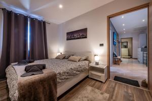 Postel nebo postele na pokoji v ubytování Villa Mia, your warm and sunny family getaway + 23 fotografií