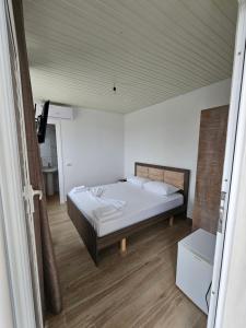 Afbeelding uit fotogalerij van Vila Rafael Ksamil in Ksamil