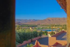 una casa con vistas al desierto en Auberge Toubkal, en Taliouine 22 fotos más
