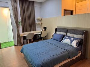 Katil atau katil-katil dalam bilik di Hello Joy 和乐居 4BR - Lopeng, Miri