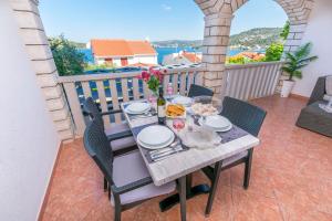 Balkón nebo terasa v ubytování Apartments Marina