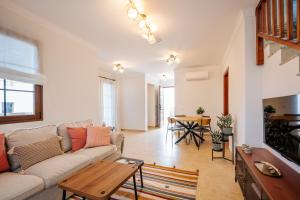 Et opholdsområde på Yaiza CasasBlancas Villas