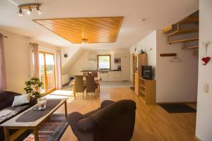 Kuchyň nebo kuchyňský kout v ubytování Ferienwohnung Steinhof