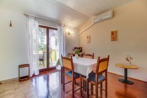 Fotografie z fotogalerie ubytování Apartments Petra v destinaci Mali Lošinj