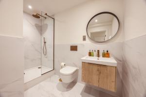 Bilik mandi di Ultra-Modern Luxury 1BR in Central Leeds LS1 FREE Secure Parking!