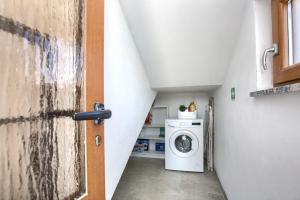 Galeriebild der Unterkunft Holiday House Ulika near Pula - Pet Friendly in Marčana