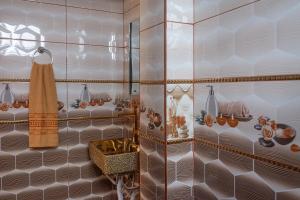 Koupelna v ubytování TRANSFER VIP HOSTEL