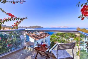 Фотография из галереи Antiphellos Pension Küçükçakıl в Каше