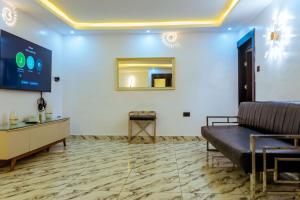Televisyen dan/atau pusat hiburan di The Milton Apartment