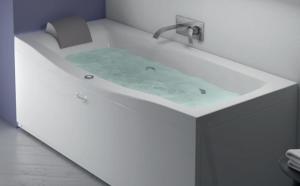 a bathroom with a white sink with a green liquid at Opio Nel Corso 47 in Montepulciano +10 photos
