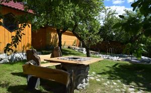Kebun di luar Apidomek Medový ráj