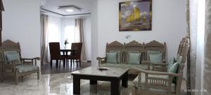 Φωτογραφία από το άλμπουμ του Residence Debbabi sans coupure d'eau σε Μοναστίρ