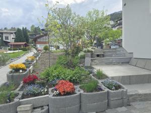 Giardino di Apart Weinberg 1 - 6 Personen Ferienwohnung