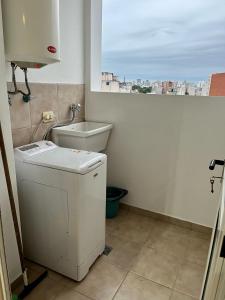 Koupelna v ubytování Excelente Depto Amplio Centro + 4 fotografie