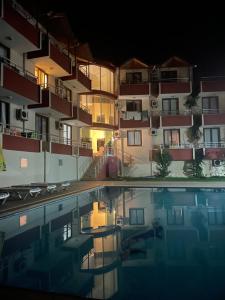 The swimming pool at or close to Adrasan Yazıcı Hotel