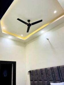 Φωτογραφία από το άλμπουμ του Hotel O ROYAL KING HOTEL σε Meerut