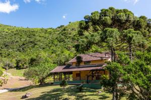 Afbeelding uit fotogalerij van Mansão da Imperatriz: Vintage, Termas e Natureza in Santo Amaro da Imperatriz