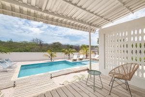 La alberca dentro o cerca de Modern family villa with private pool near Mambo Beach & Jan Thiel