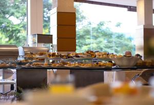 Comida no hotel ou em algum lugar perto