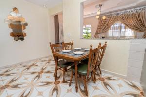 Fotografie z fotogalerie ubytování Magnifique appartement avec jardin en face de la mer v destinaci Tanger