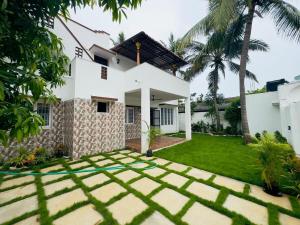 Κήπος έξω από το Sunny Bay ECR - 3 BHK Villa