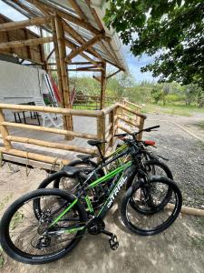 Rattasõit majutusasutuse Bosque Seco Bioreserva & Hostel aladel või selle läheduses