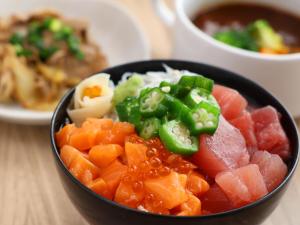 酒店内部或周边提供的食物