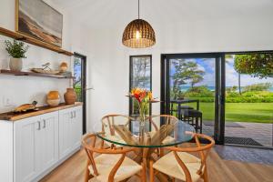 Nhà bếp/bếp nhỏ tại Kauai Kaha Lani 123 by Coldwell Banker Island Vacations