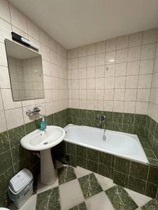 Gallery image of VD Apartment 2 ,only 5 min from main Bus Station in Skopje +13 photos