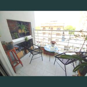 Μπαλκόνι ή βεράντα στο Departamento familiar en pleno centro.
