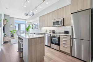 Køkken eller tekøkken på Prime Downtown Condo - St Lawrence Parking