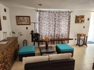 Χώρος καθιστικού στο Habitación King Casa Ahavá