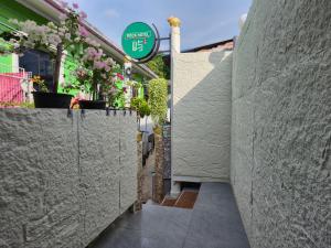 Mynd úr myndasafni af 格兰岛屿民宿Rock Resort Kohlarn í Ko Larn